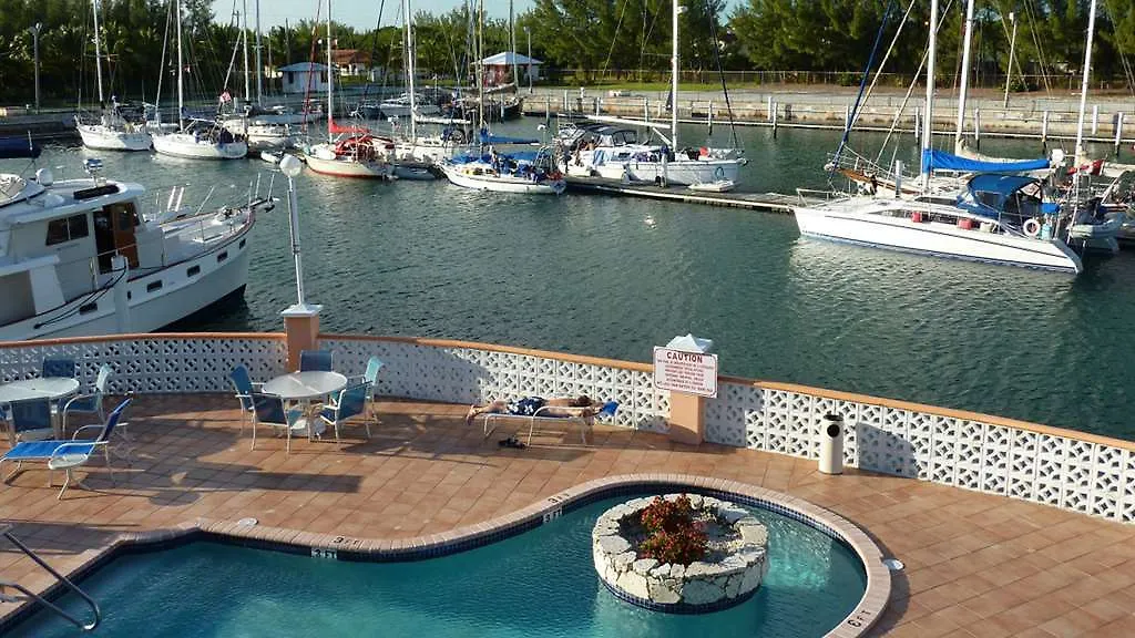 Running Mon Sunrise Resort & Marina Freeport