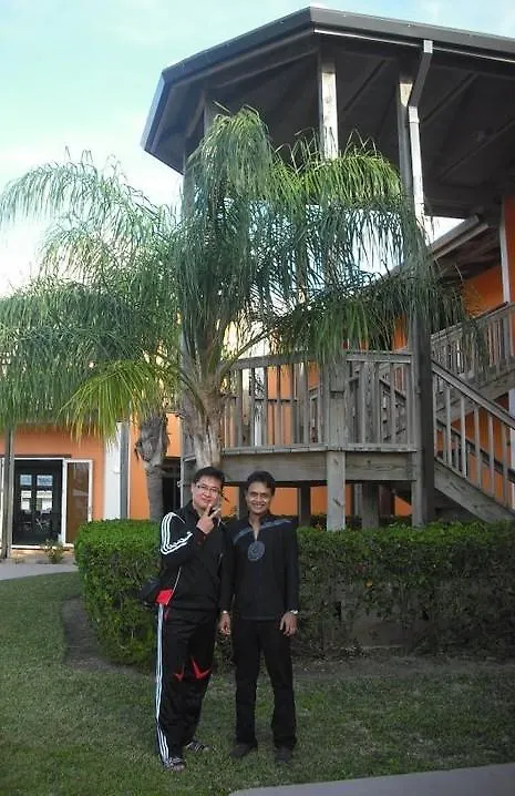 Running Mon Sunrise Resort & Marina Freeport