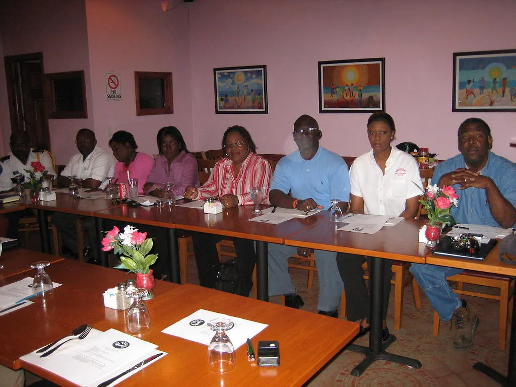 ***  Running Mon Sunrise Resort & Marina Freeport Bahamas