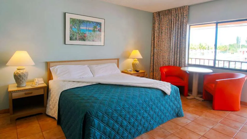 ***  Running Mon Sunrise Resort & Marina Freeport Bahamas