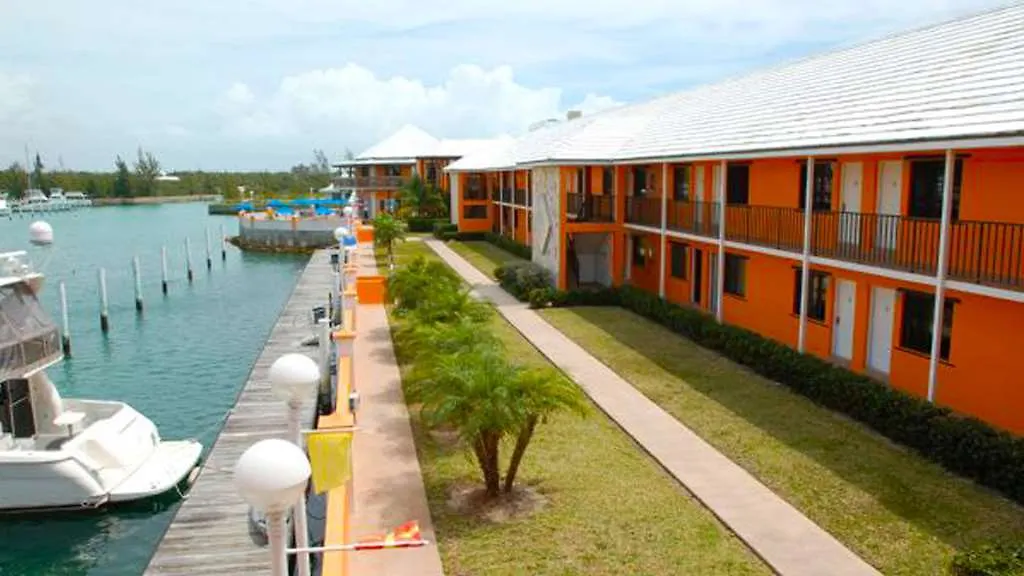 Running Mon Sunrise Resort & Marina Freeport Bahamas